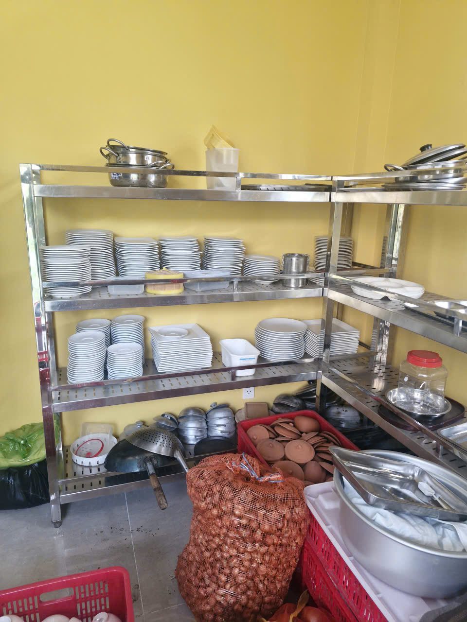 Đội ngũ thẩm định khảo sát và báo giá thu mua đồ cũ tận nơi sau 15 phút